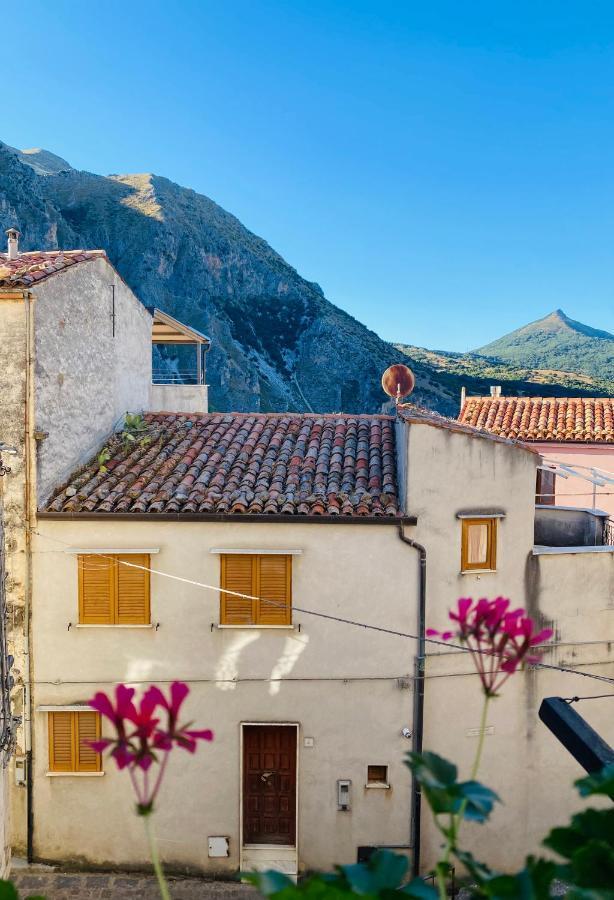 A Punta Terra Isnello Bed & Breakfast Dış mekan fotoğraf