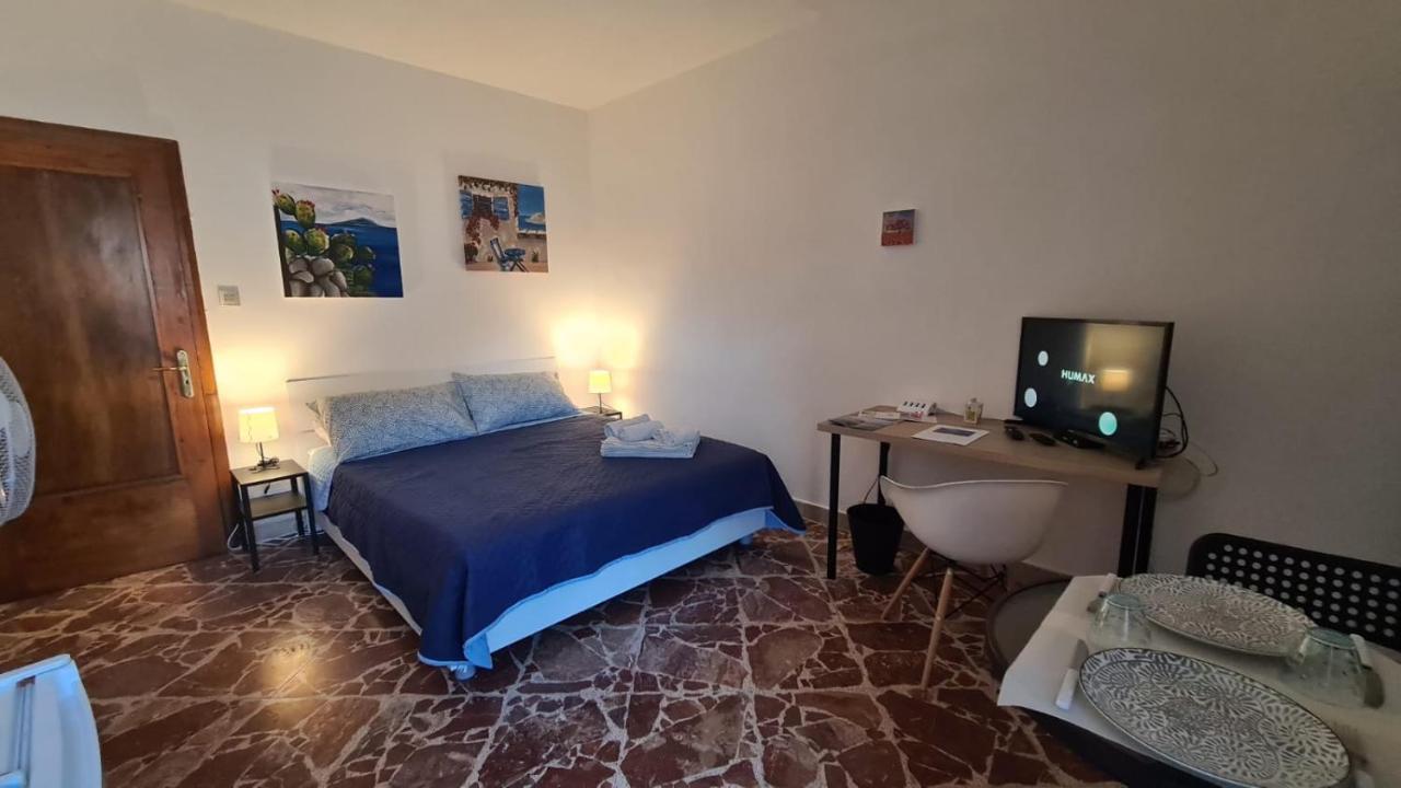 A Punta Terra Isnello Bed & Breakfast Dış mekan fotoğraf