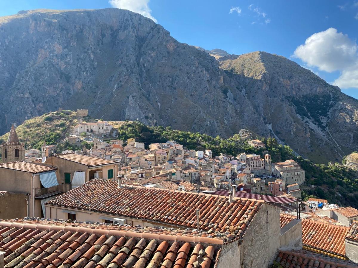 A Punta Terra Isnello Bed & Breakfast Dış mekan fotoğraf